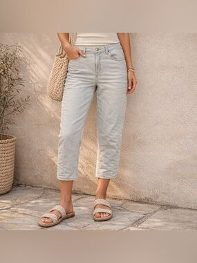 Old Navy Light Wash Cropped Jeans Size 14 Stretch Denim Stained